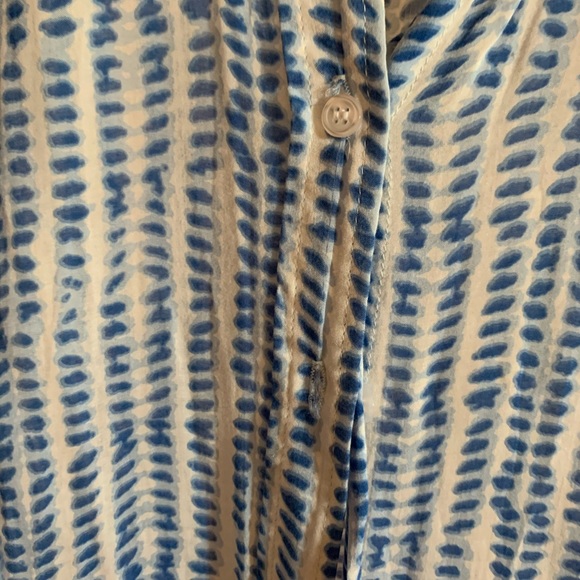 Anthropologie Cloth and Stone collared shirt - Picture 3 of 10